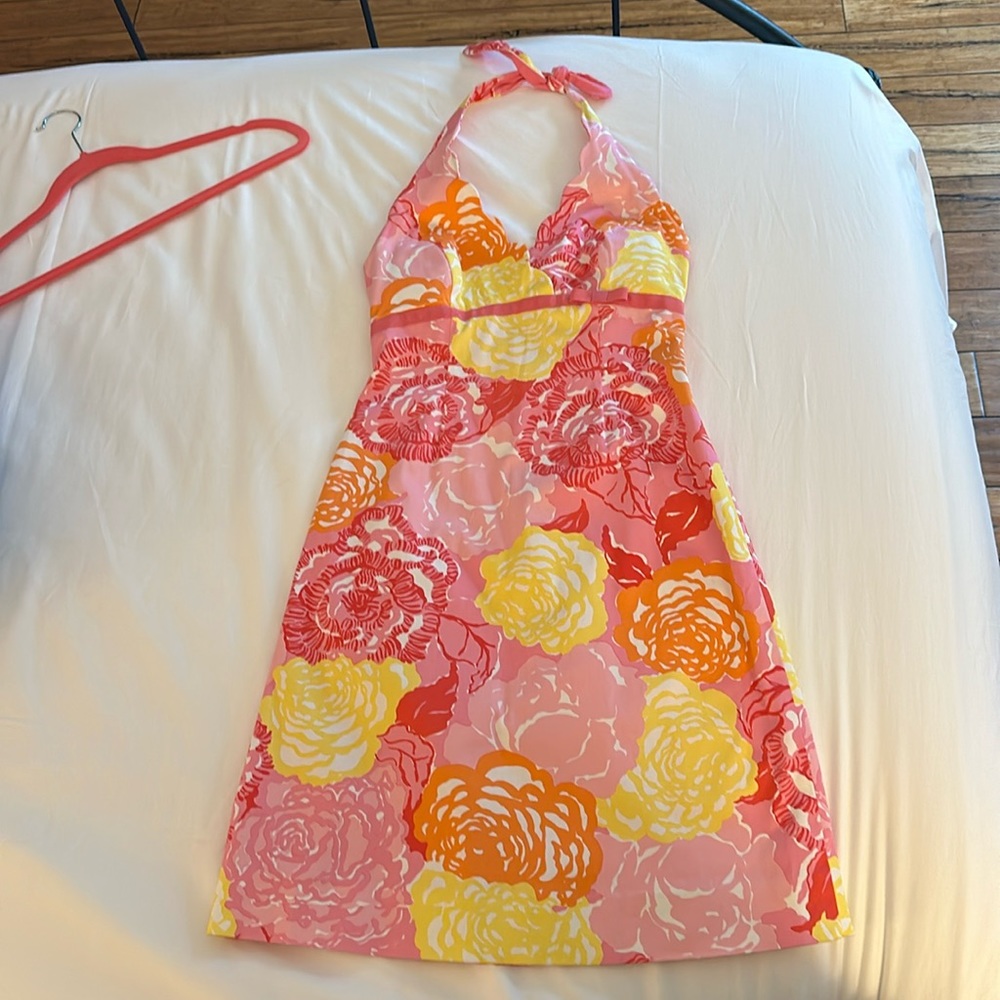Lily Pulitzer size 0 halter top with zip back. Patterned dress